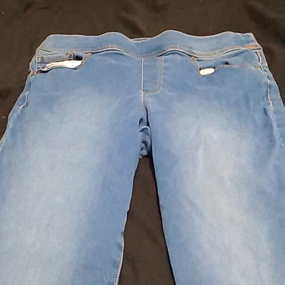 Jean pants